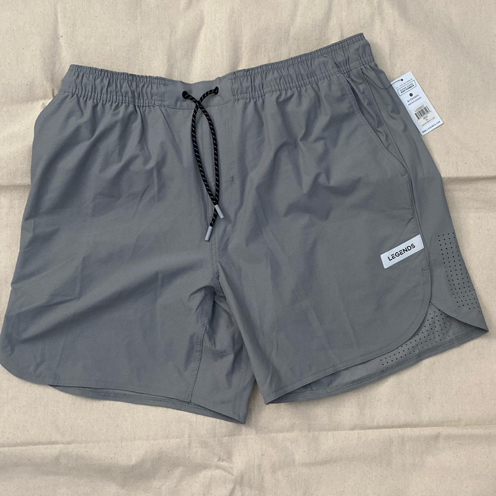 Legends Luka Shorts, Lined, Size X-Large, 7” inseam, Light Gray color